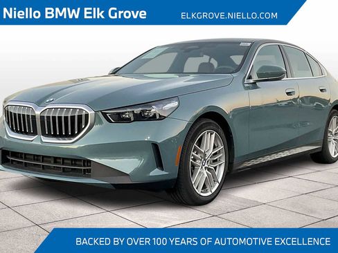 Used 2024 BMW 530i w/ Convenience Package image 1