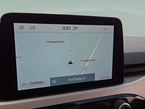 Used 2020 Ford Escape SEL image 32