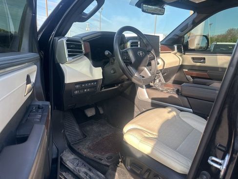 Used 2024 Toyota Tundra 1794 Edition image 32