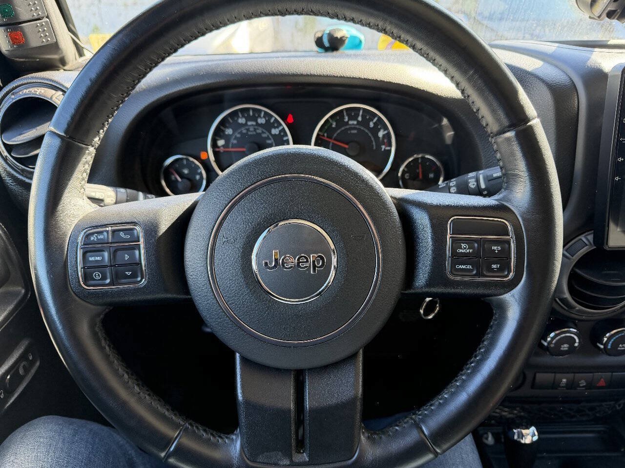 Used 2017 Jeep Wrangler Unlimited Sport w/ Quick Order Package 24S AWD/4WD image 12
