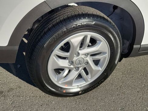 New 2026 Hyundai Venue SE FWD image 23