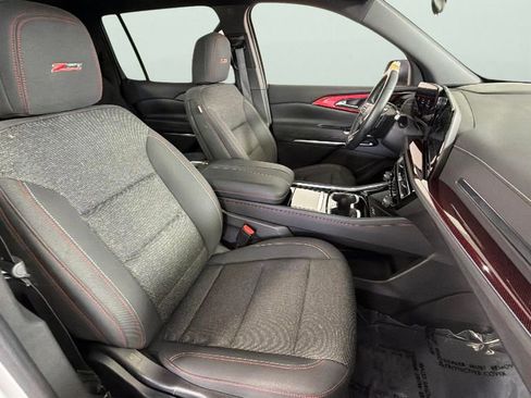 Used 2024 Chevrolet Traverse Z71 AWD/4WD image 37