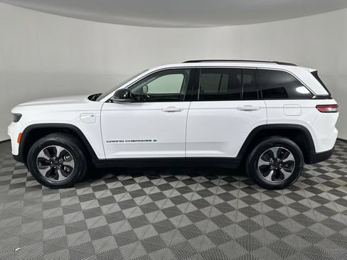 Used 2023 Jeep Grand Cherokee 4WD 4xe image 29