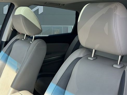 Used 2012 MAZDA CX-9 Grand Touring w/ Moonroof & Bose Audio Pkg image 13