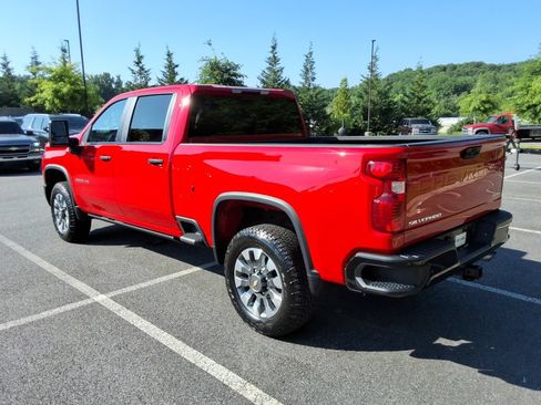 Used 2024 Chevrolet Silverado 2500 Custom w/ Custom Value Package AWD/4WD image 7