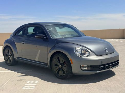 Used 2012 Volkswagen Beetle 2.0T FWD image 5