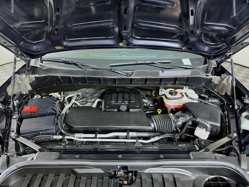 Used 2024 Chevrolet Silverado 1500 W/T image 30