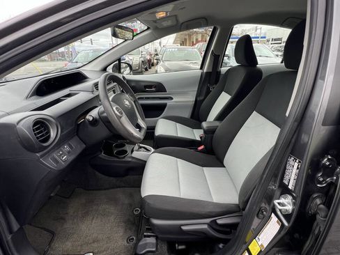 Used 2013 Toyota Prius C Three image 12