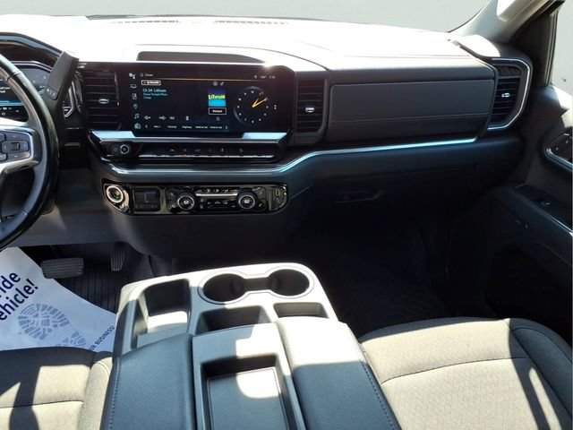 Used 2023 Chevrolet Silverado 1500 RST AWD/4WD image 14