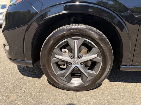 Used 2024 Honda HR-V EX-L image 7