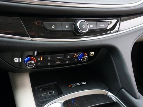 Used 2023 Buick Enclave Premium w/ Experience Buick Package image 16