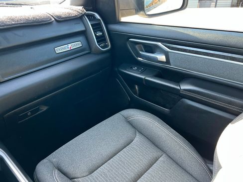 Used 2019 RAM 1500 Big Horn image 11