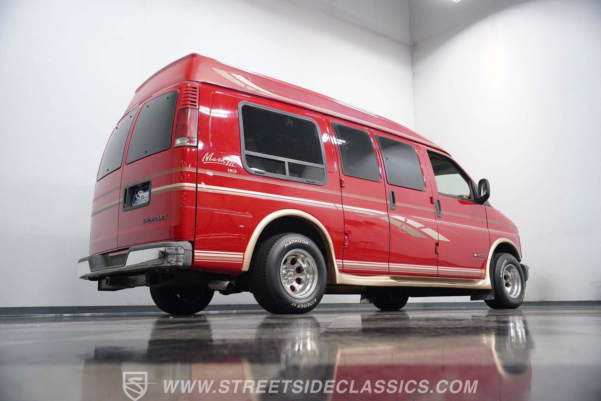 Used 1996 Chevrolet Express 1500 RWD image 26