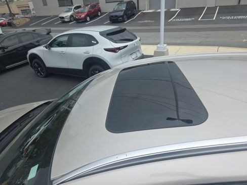 Used 2024 MAZDA CX-30 AWD 2.5 S w/ Preferred Package image 12