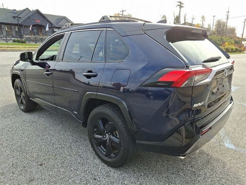 Used 2019 Toyota RAV4 XSE w/ Carpet Mat Package image 4