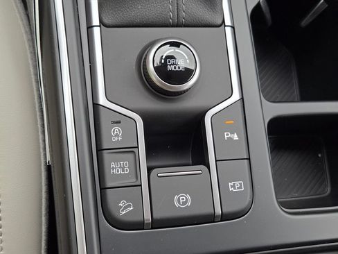 New 2026 Kia Sorento S FWD image 30