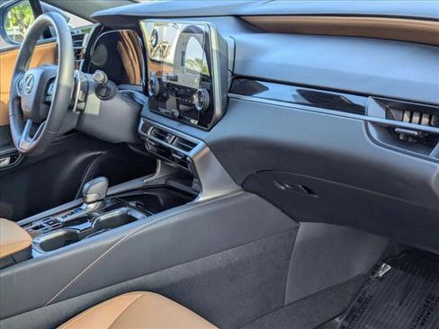 Used 2025 Lexus RX 350 FWD w/ Technology Package image 20