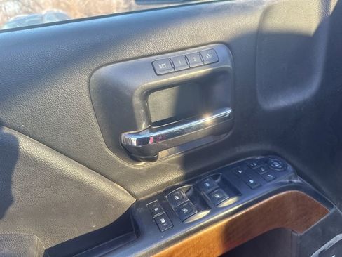 Used 2018 Chevrolet Silverado 1500 LTZ w/ Sport Package image 18