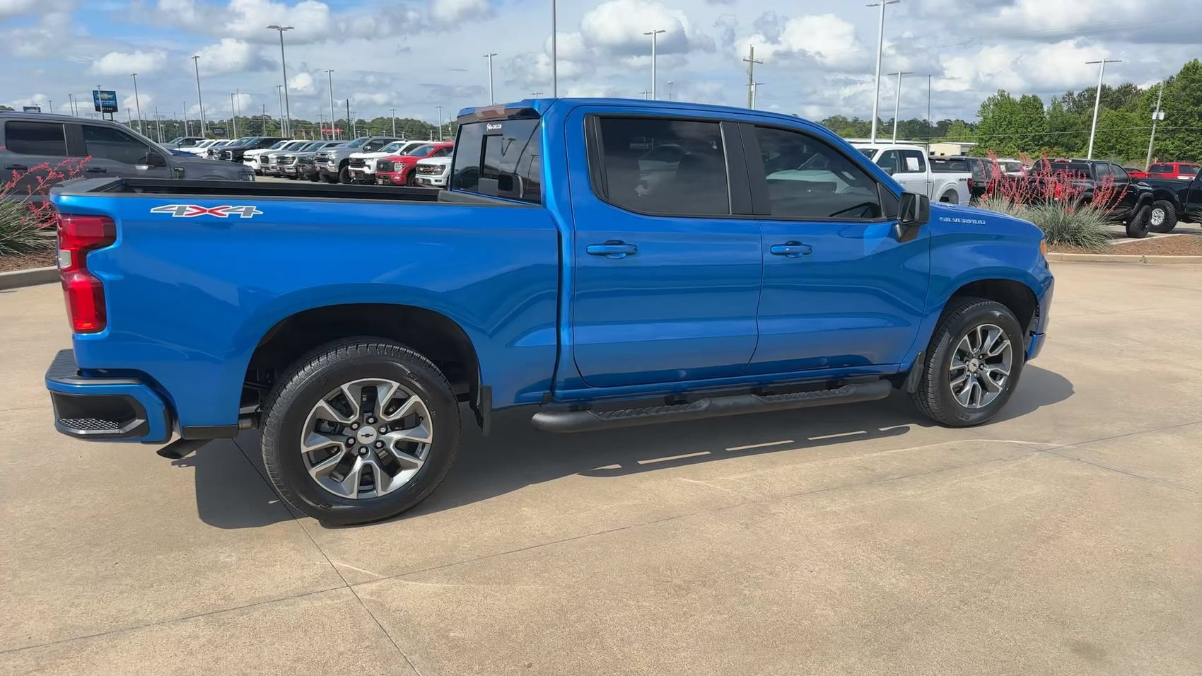 Used 2024 Chevrolet Silverado 1500 RST w/ True North Edition Plus AWD/4WD image 8