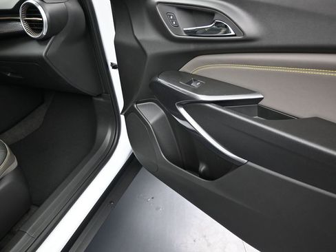 New 2026 Chevrolet Trax ACTIV w/ Driver Confidence Package image 22