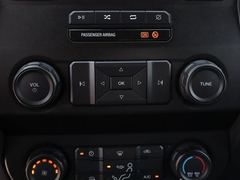 Used 2022 Ford F350 XL w/ Power Equipment Group image 38