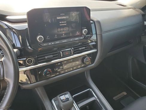 Certified 2023 Nissan Pathfinder SV FWD image 21