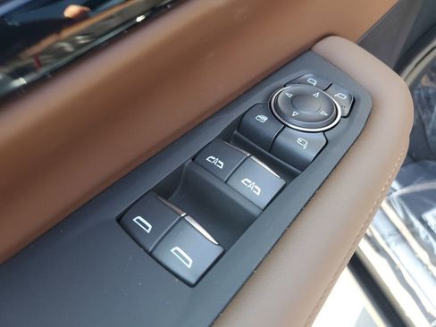 New 2026 Chevrolet Tahoe High Country AWD/4WD image 21