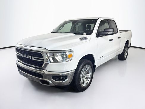 Used 2023 RAM 1500 Big Horn AWD/4WD image 3