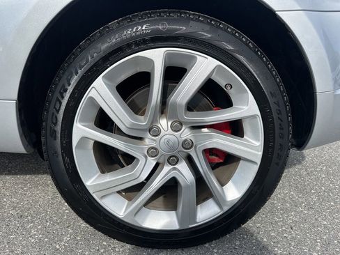 Used 2018 Land Rover Range Rover Sport Supercharged image 34