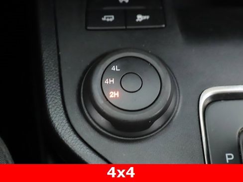 Used 2020 Ford Ranger XLT w/ XLT Sport Appearance Package image 22