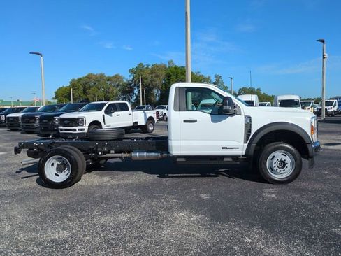 New 2026 Ford F550 4x4 Regular Cab Super Duty image 4