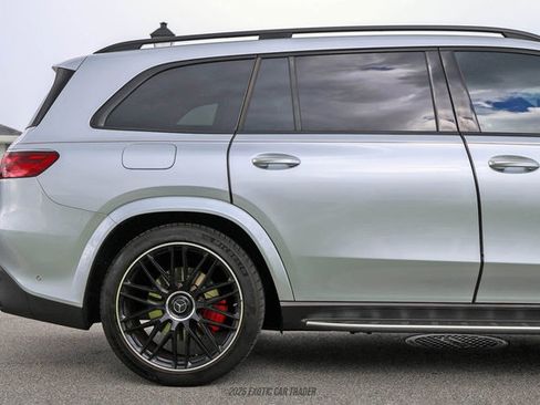 Used 2026 Mercedes-Benz GLS 63 AMG 4MATIC image 10