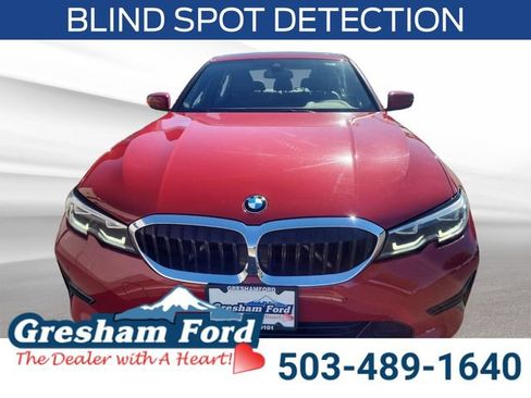 Used 2019 BMW 330i xDrive Sedan w/ Convenience Package AWD/4WD image 10