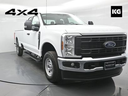 New 2025 Ford F250 XLT w/ FX4 Off-Road Package