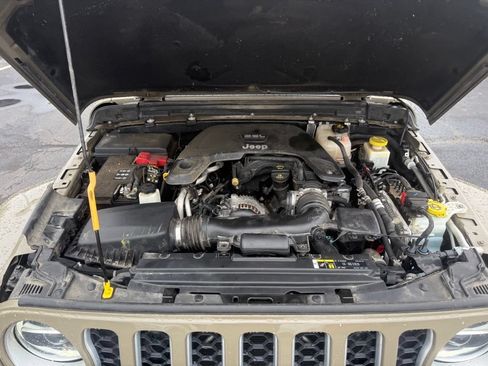 Used 2020 Jeep Gladiator Overland AWD/4WD image 70
