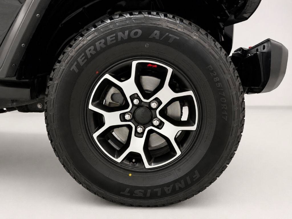 Used 2021 Jeep Wrangler Unlimited Rubicon w/ Cold Weather Group AWD/4WD image 33