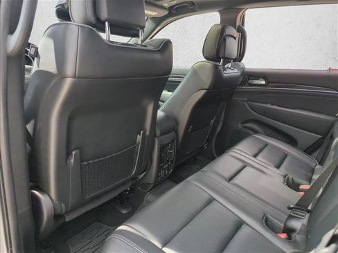 Used 2021 Jeep Grand Cherokee Overland image 18