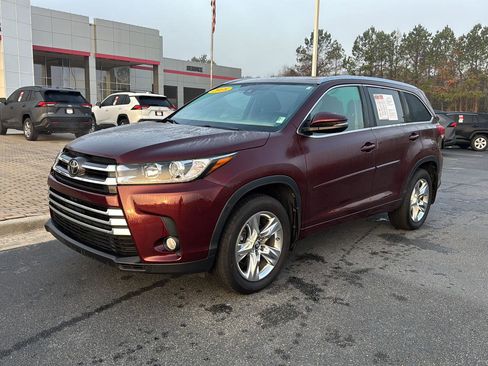 Used 2018 Toyota Highlander Limited image 2