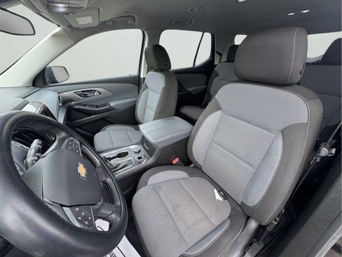 Used 2021 Chevrolet Traverse LT w/ LPO, Cargo Package AWD/4WD image 11