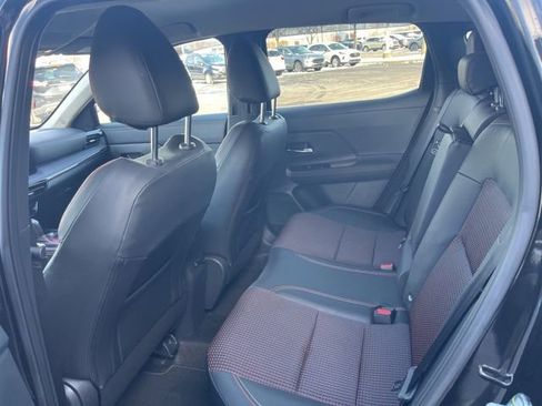 Used 2025 Nissan Kicks SR image 14