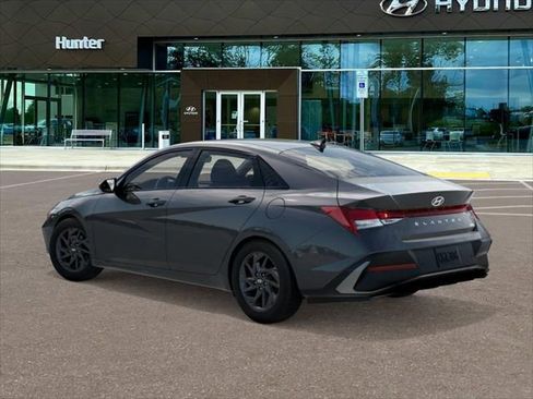 New 2026 Hyundai Elantra Blue FWD image 5