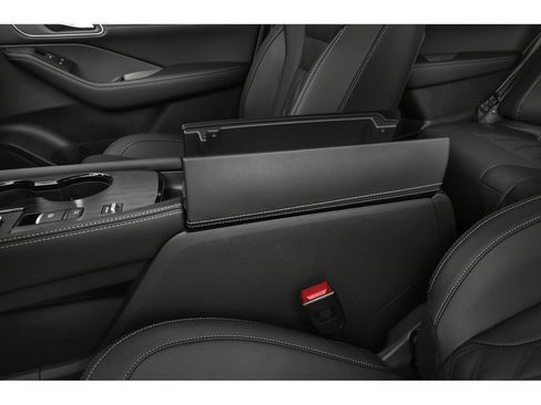 Used 2026 Nissan Rogue Platinum w/ Tech Package image 9