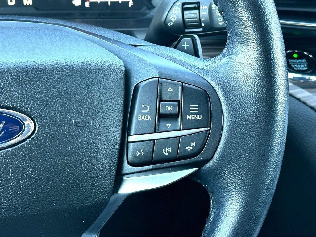 Used 2020 Ford Explorer Limited RWD image 25