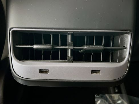 Used 2020 Tesla Model 3 Long Range image 19