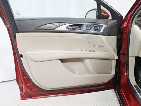 Used 2019 Lincoln MKZ Reserve image 32