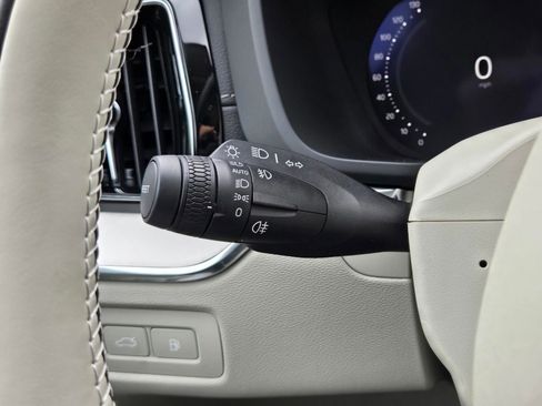New 2026 Volvo XC60 T8 Ultra w/ Climate Package AWD/4WD image 19