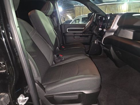 Used 2026 RAM 2500 Big Horn AWD/4WD image 8