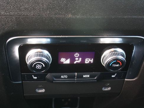 Used 2023 GMC Yukon Denali AWD/4WD image 40