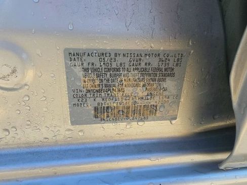 Used 2023 Nissan Versa SV image 23