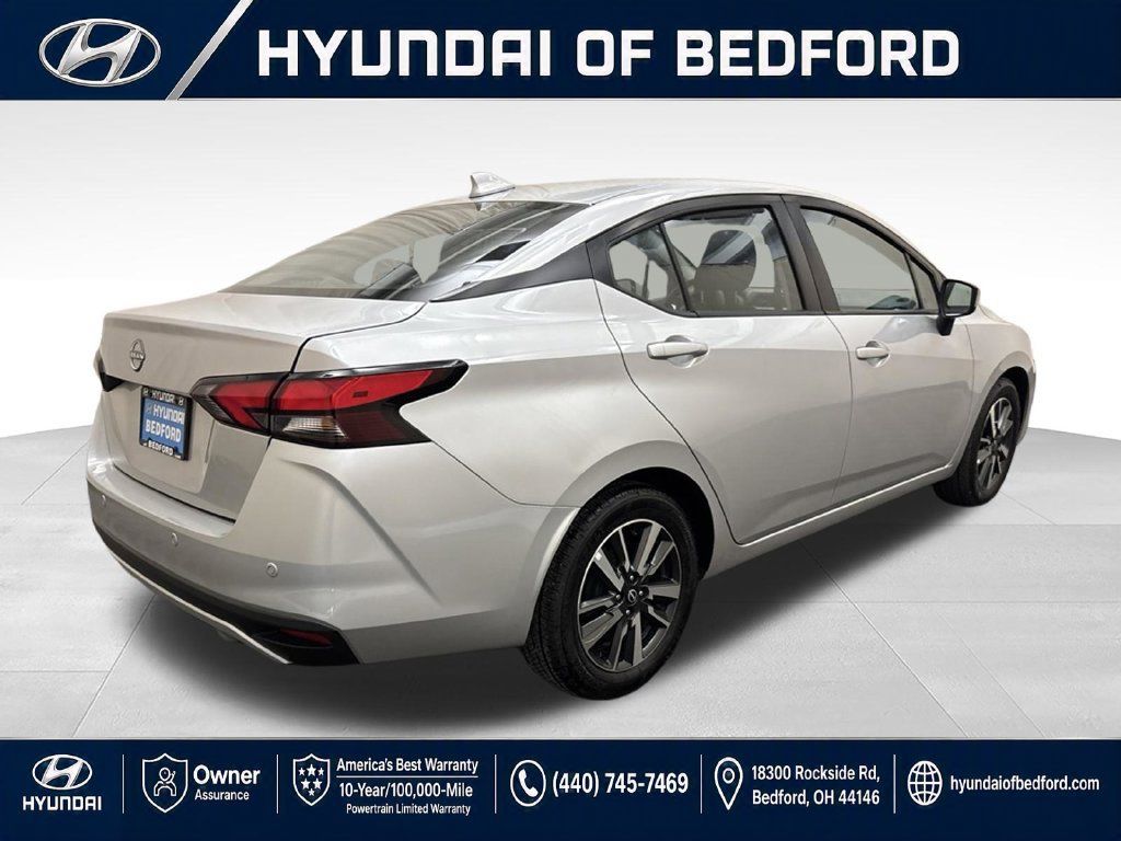 Used 2025 Nissan Versa SV FWD image 7